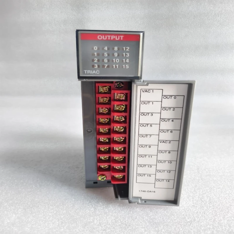 Allen-Bradley 1746-OB16 SLC 500 16-Point 24V DC Source Output Module thumbnail 7036